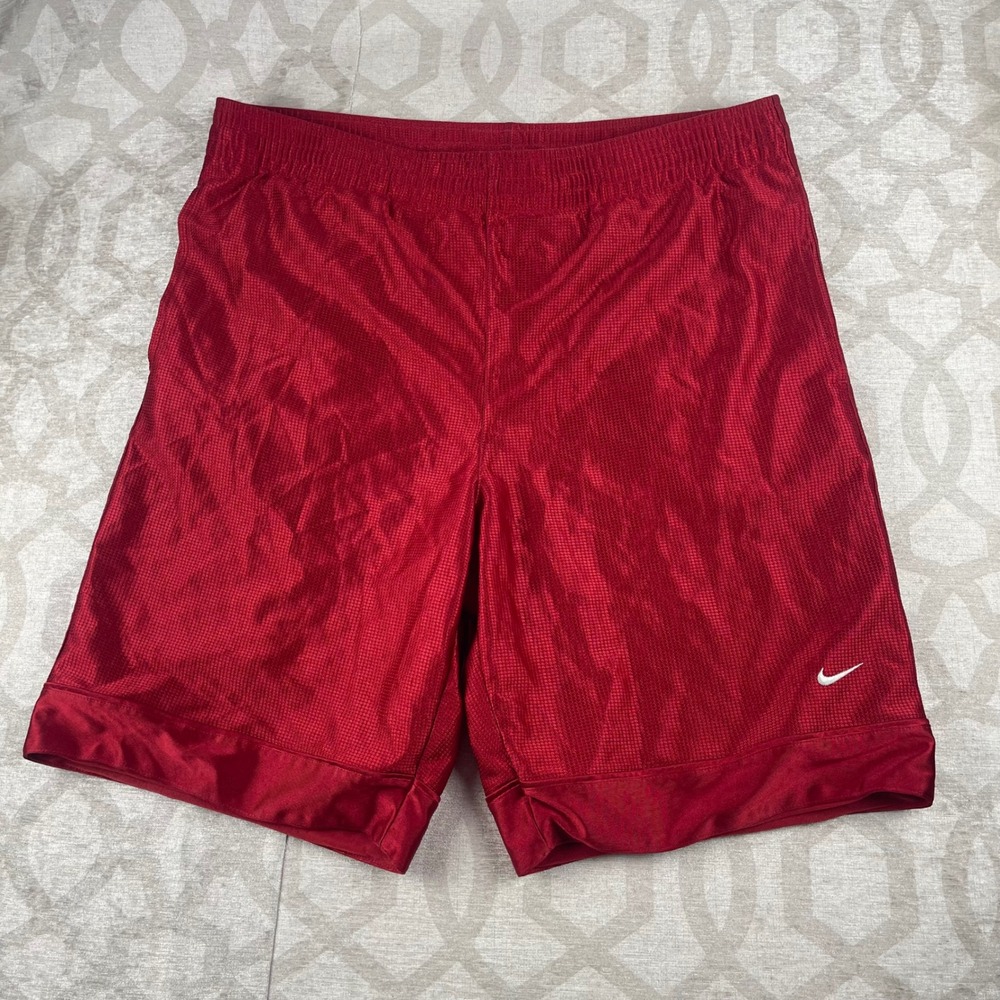 Nike Basketball Shorts Mens Medium Red Mesh Swoosh Athletic Gym Summer 2000s